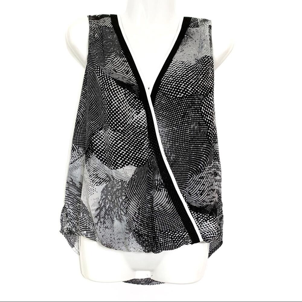 Stitch Fix Daniel Rainn Keisha Cross Front Top XS